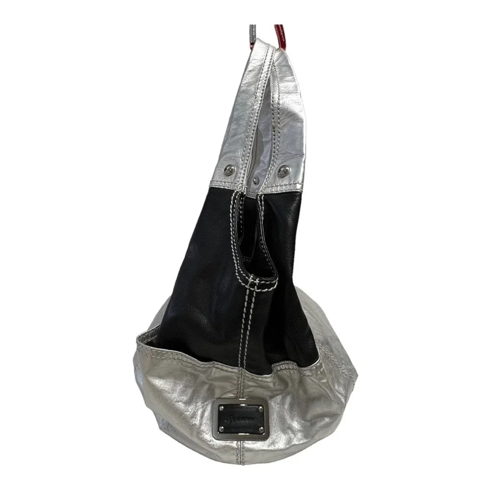 B. MAKOWSKY Vintage black silver leather hobo bucket bag with top stitching